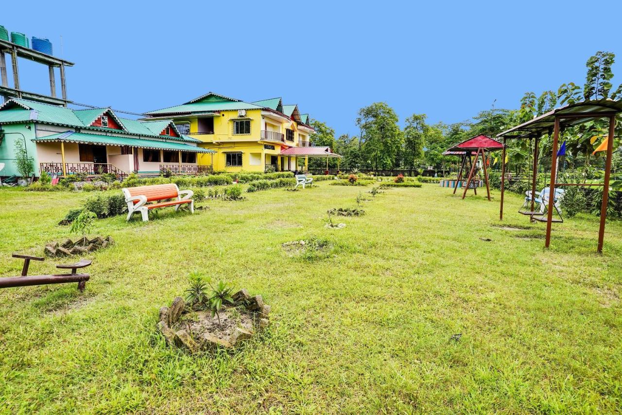 Capital O Jaldapara Jungle Eco Resort Madari Hat Exterior photo